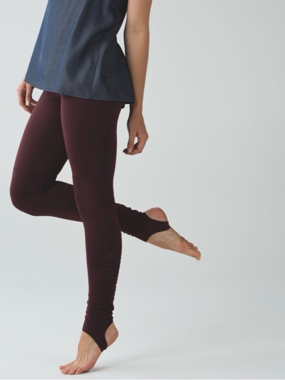 Lululemon Wunder Under Pant (Stirrup)
Bordeaux Drama 4